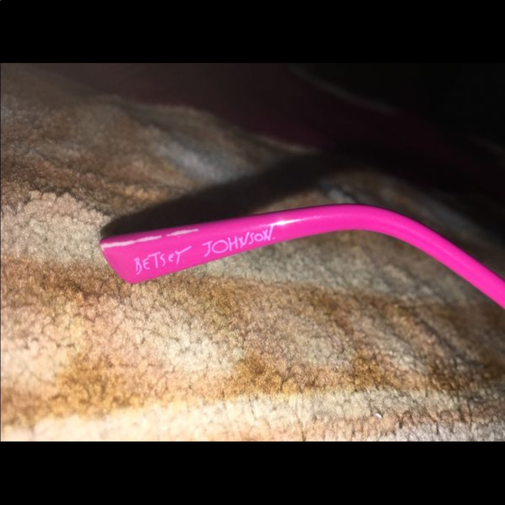 xox Betsey sunglasses